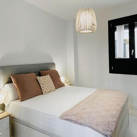 Lovely 2-Bed In Granada 1Min To Gran Via De Colon By Sharingco 외부 사진